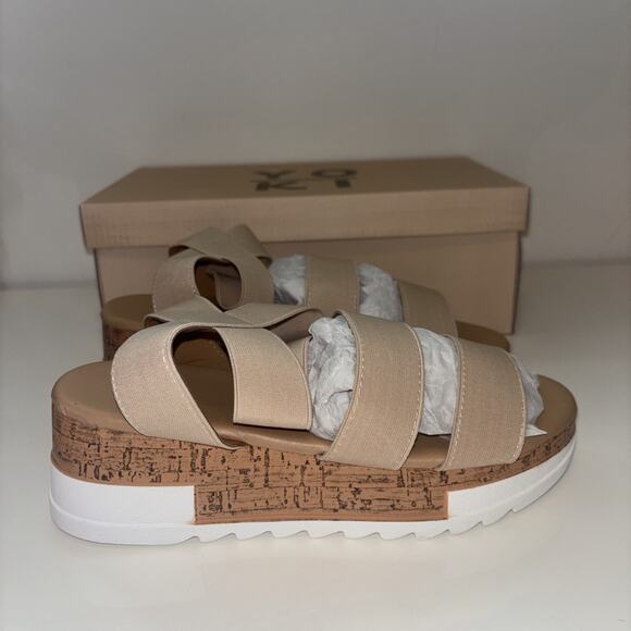 Yoki Womens Brenda Beige Tan Ankle Strap Sandals Sz 6.5 Neutrals Boho Spring NEW - Picture 2 of 10